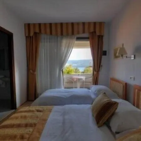 Hotel Trogirski Dvori 3*
