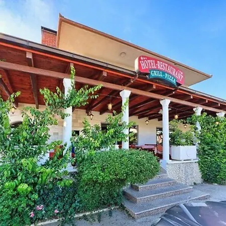 Hotel Trogirski Dvori 3*