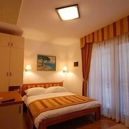 Szálloda Trogirski Dvori Trogir