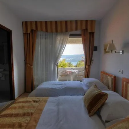 Hotel Trogirski Dvori 3*