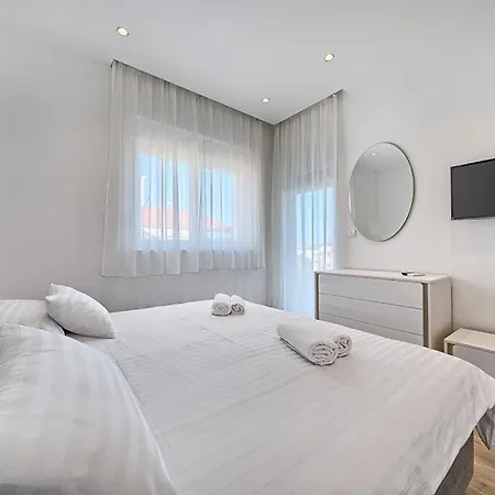 Trogirski Dvori Szálloda