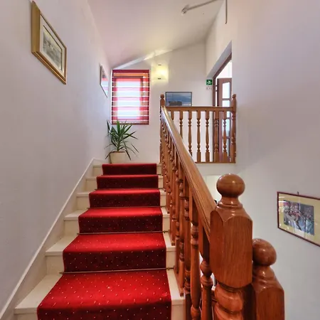 Trogirski Dvori Hotel