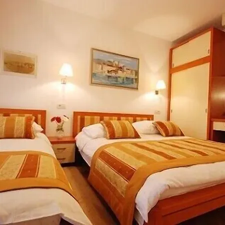 Trogirski Dvori 3* Trogir