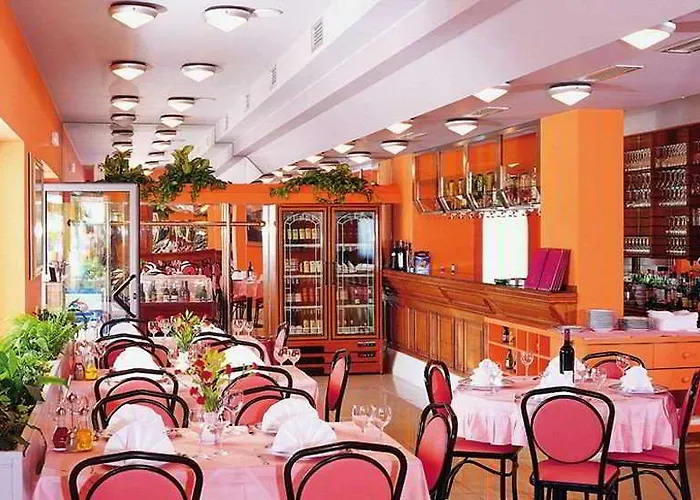 特洛吉尔多瑞酒店 酒店 特罗吉尔