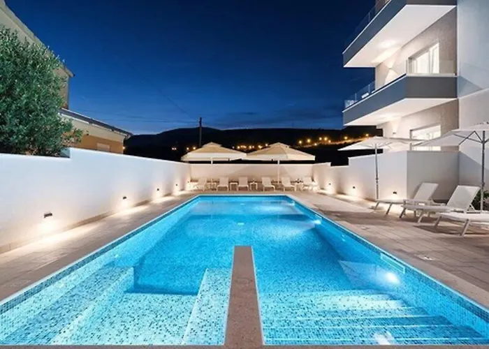 特洛吉尔多瑞酒店