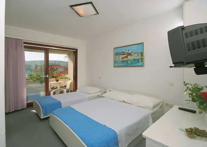 Trogirski Dvori Ξενοδοχείο Τρογκίρ