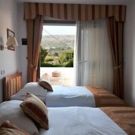 Trogirski Dvori 3* טרוגיר