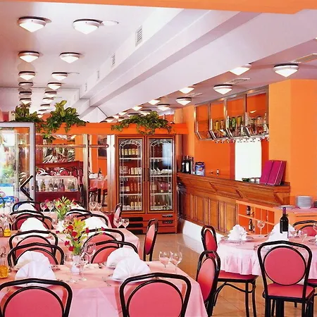 Trogirski Dvori מלון